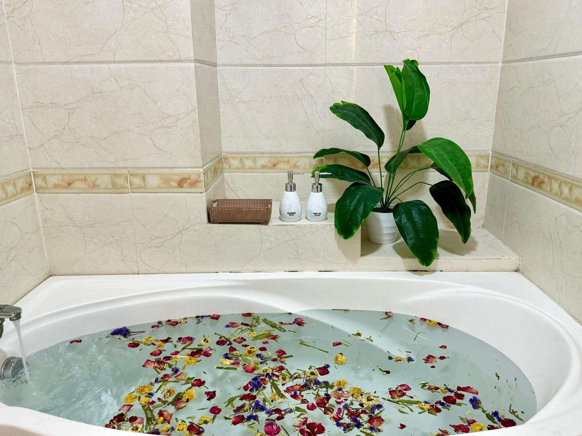 Ánh Thiên Hotel Hô Chi Minh-Ville Extérieur photo